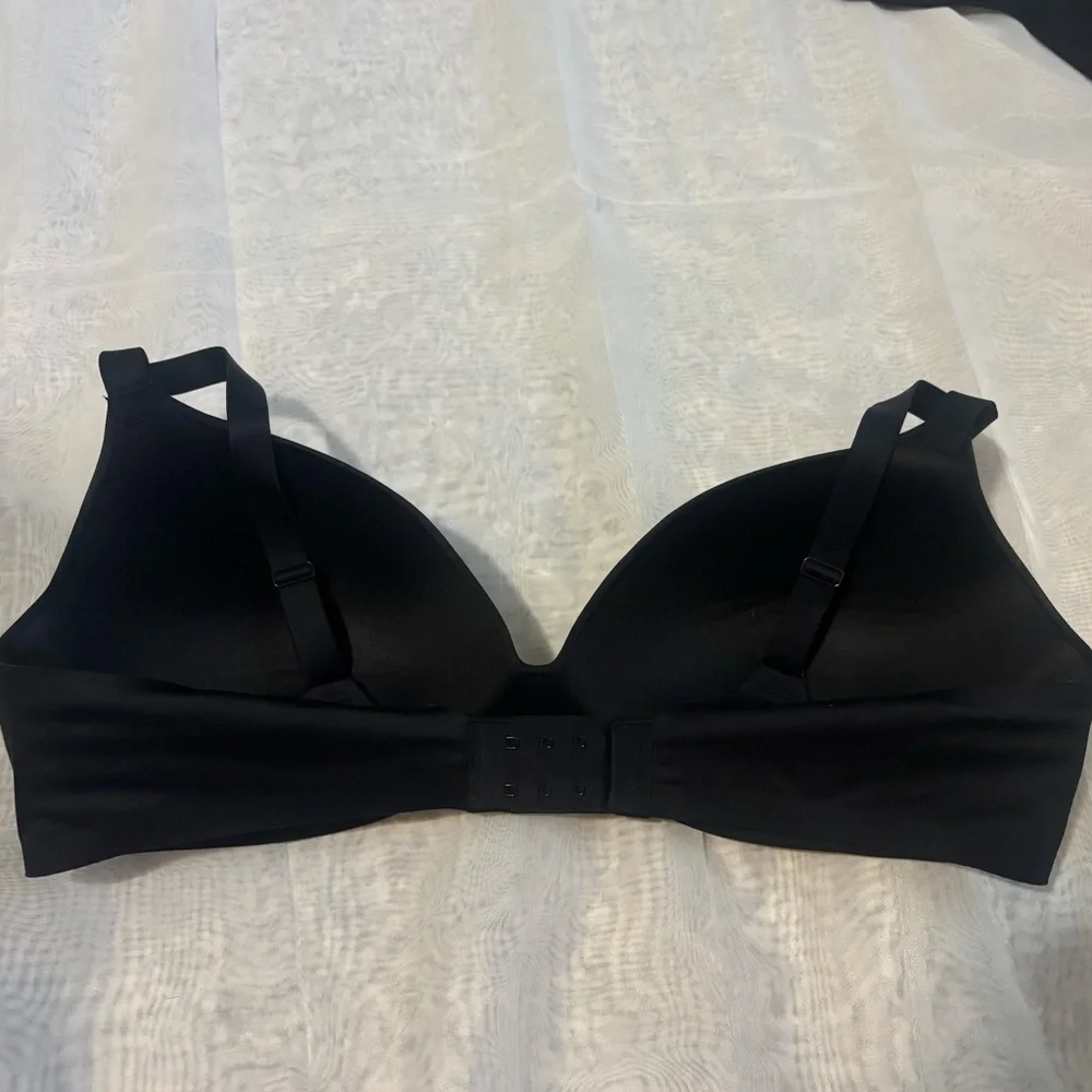 Uniqlo Wireless Bra 38/40 B/C - Picture 6 of 7
